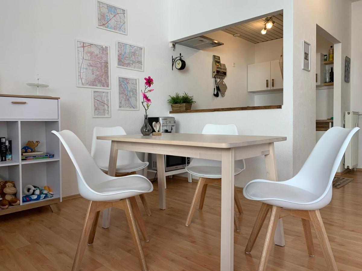 Helle Wohnung In Top-Lage, Hasselbachplatz - Altstadt, W-Lan, 4 Schlafplaetze Magdebourg Extérieur photo