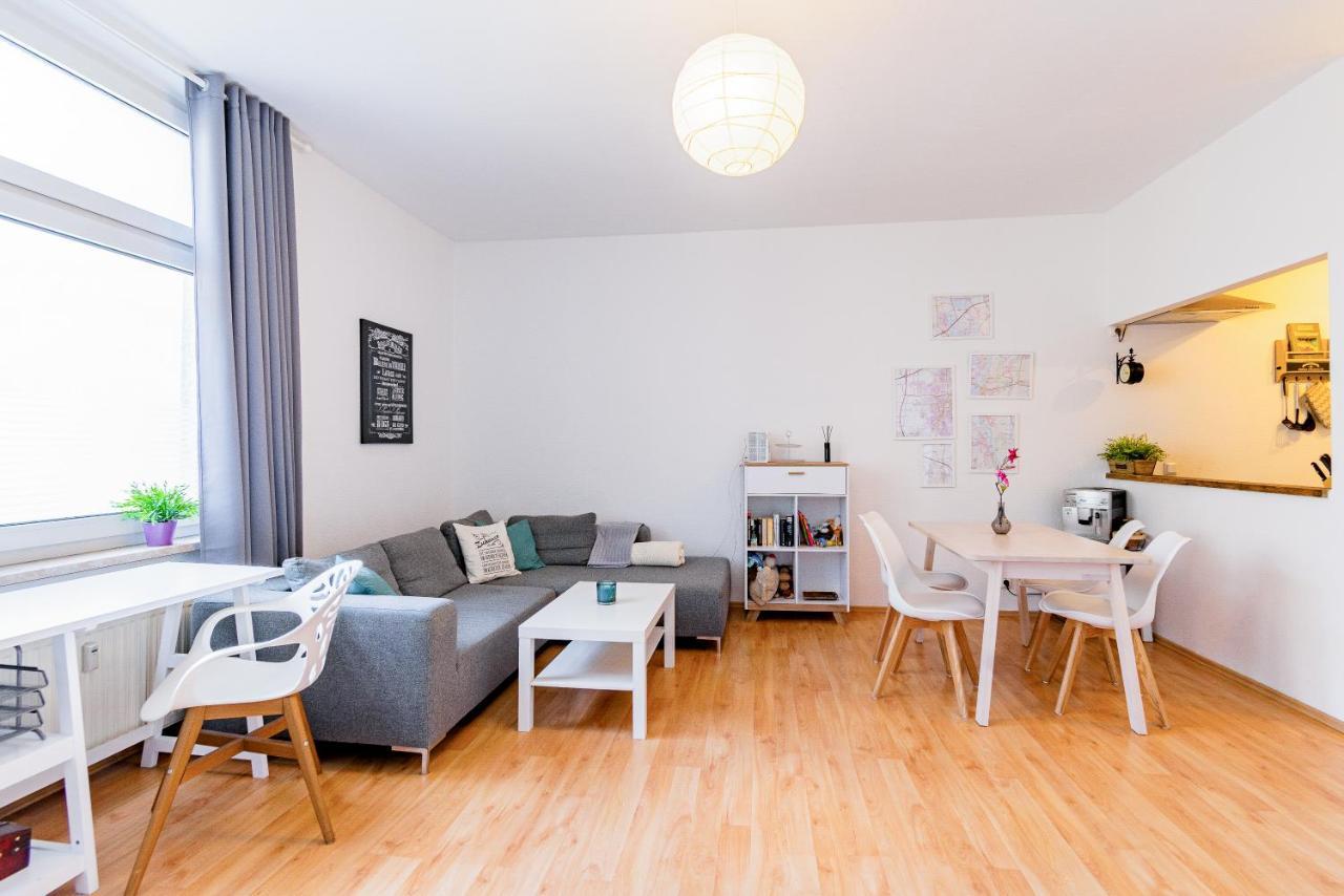 Helle Wohnung In Top-Lage, Hasselbachplatz - Altstadt, W-Lan, 4 Schlafplaetze Magdebourg Extérieur photo